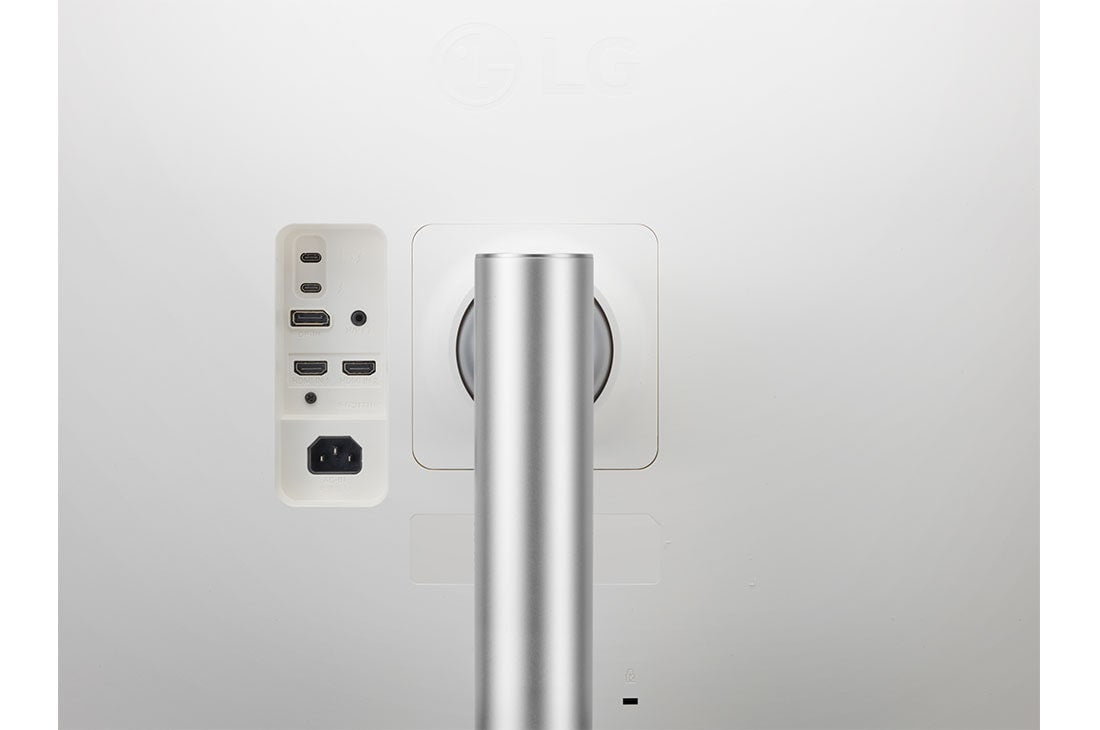 LG UltraWide 5K LED curved monitor 40WP95CP-W - 40 LG UltraWide 5K LED curved monitor 40WP95CP-W - 40